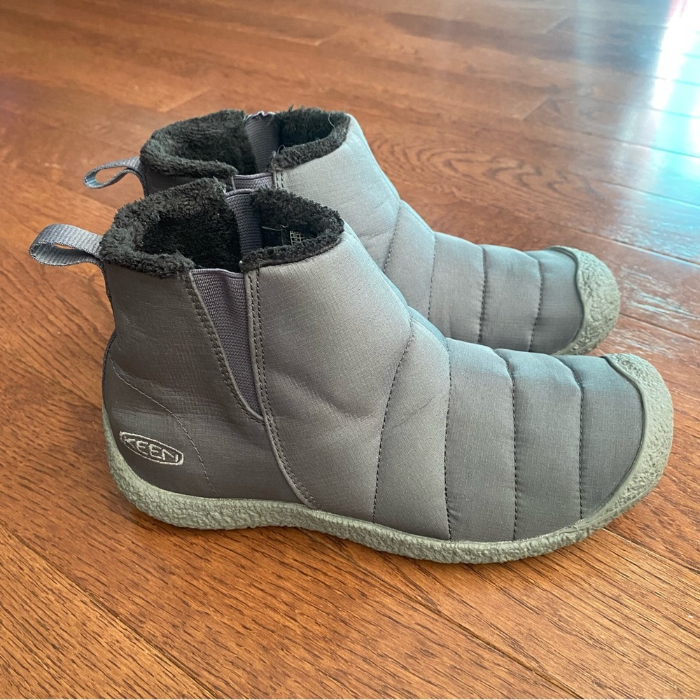 Keen booties